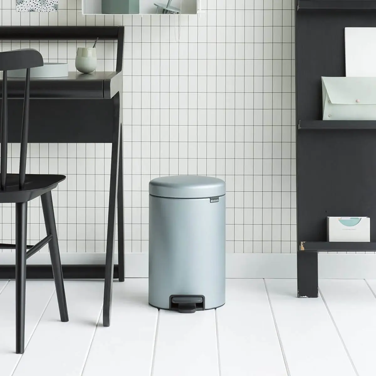 Brabantia Pedaalemmer 12 Liter met een klein deukje